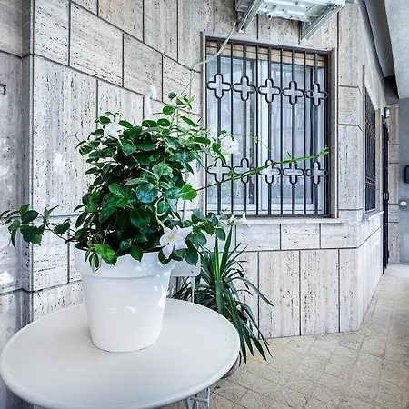 Apartment True Blue Rom